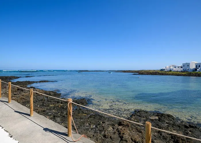 Charco La Pared 2 Órzola